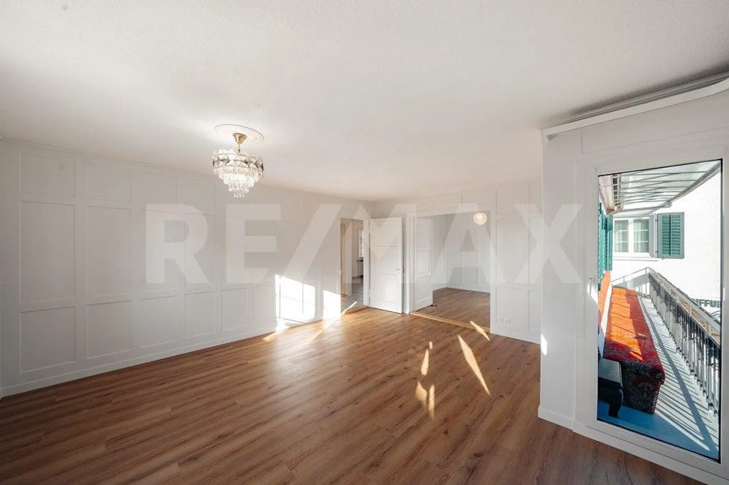 Maisonette spacieuse de 5,5 pièces avec caractère de maison individuelle dans un emplacement central - Photo 6 sur 13