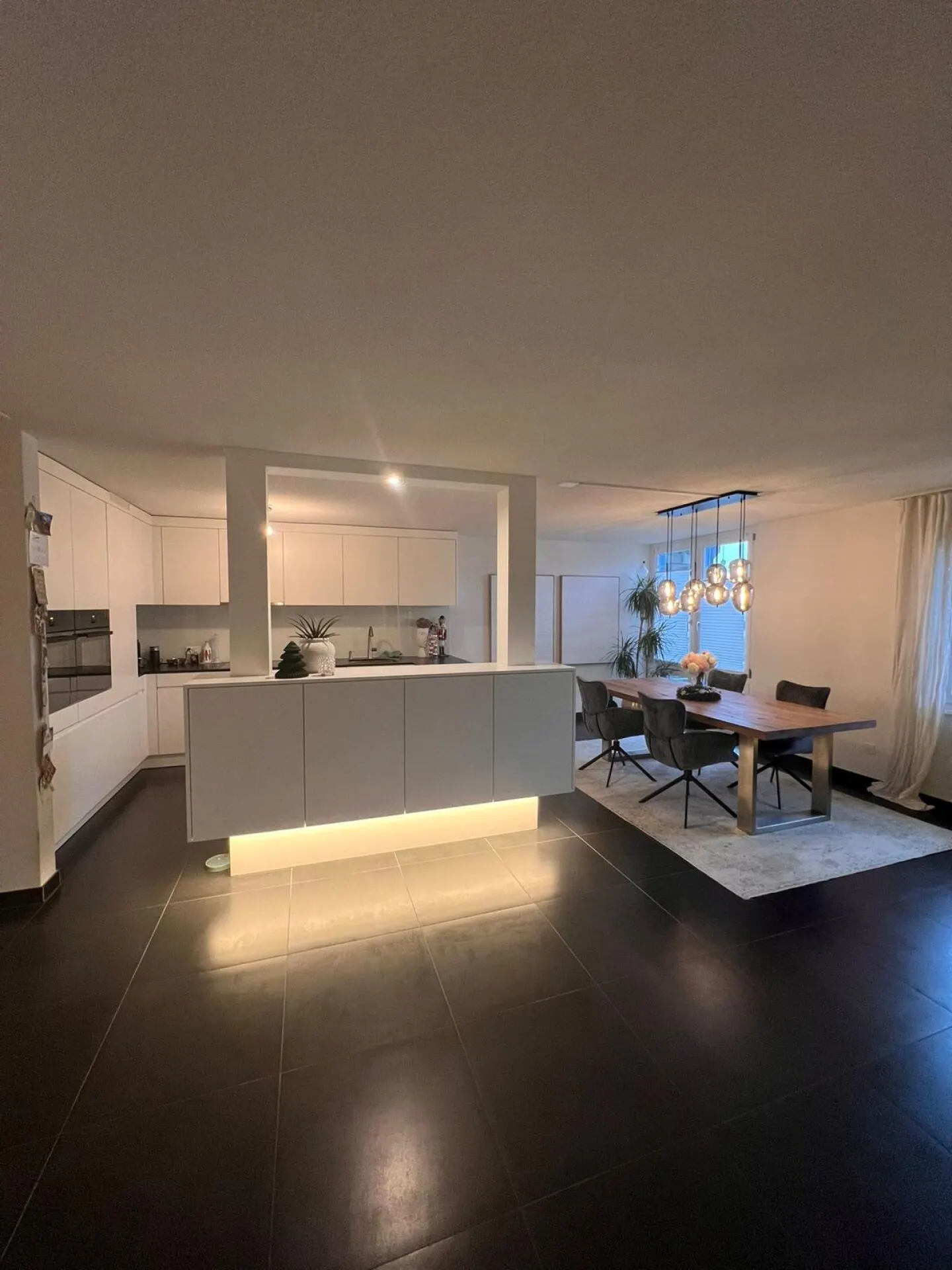 Appartement moderne de 5½ pièces dans un quartier calme - Photo 1 sur 12