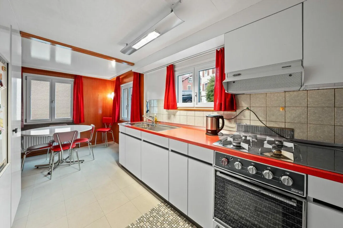 Idyllic Single-Family Home with Beautiful Panoramic View - Photo 8 of 13