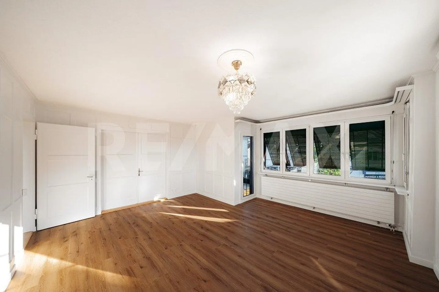 Maisonette spacieuse de 5,5 pièces avec caractère de maison individuelle dans un emplacement central - Photo 12 sur 13