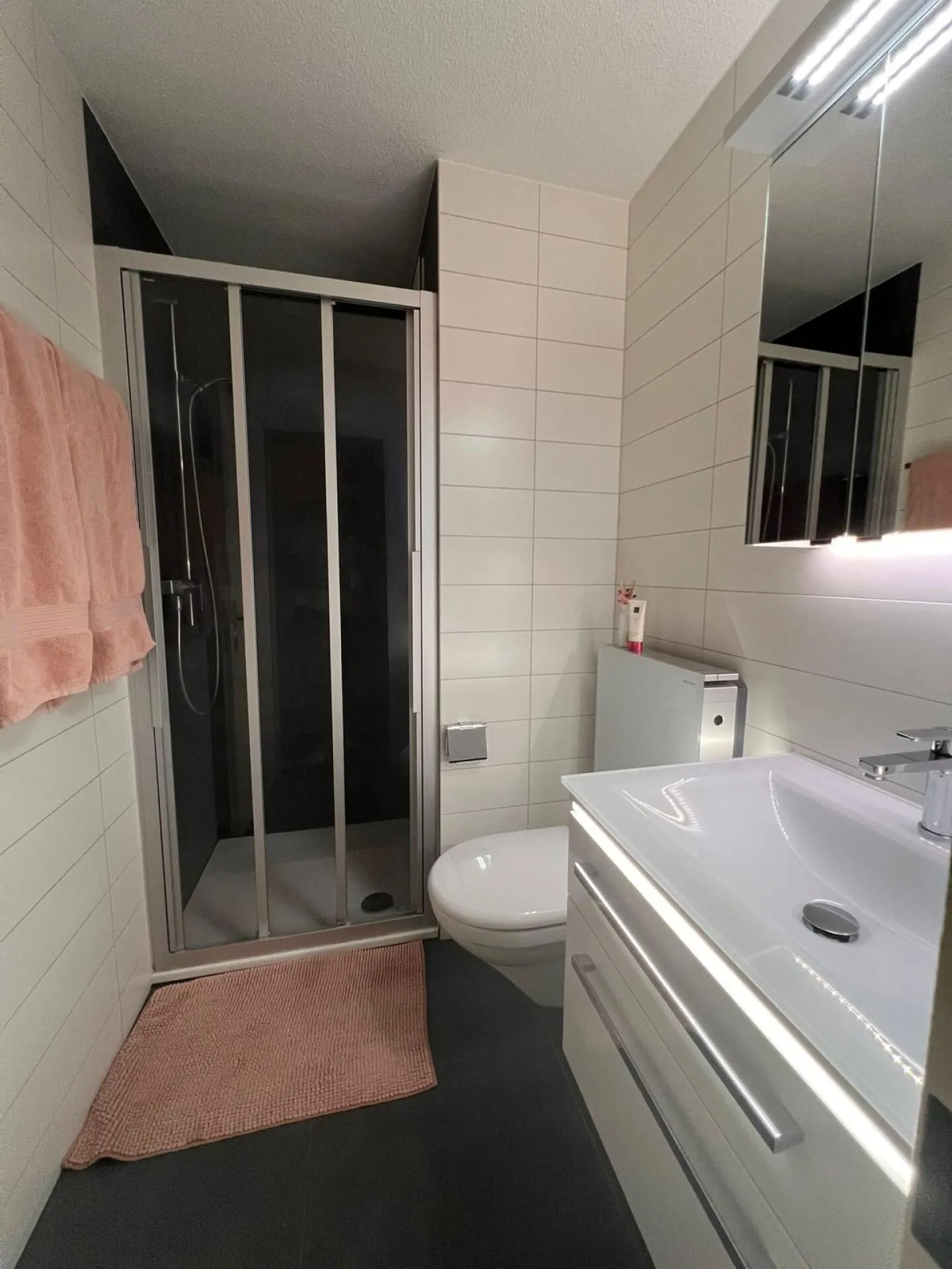 Appartement moderne de 5½ pièces dans un quartier calme - Photo 8 sur 12