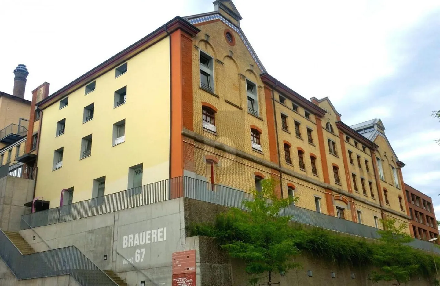 Gesundheitsstudio in ruhiger Lage - Foto 1 von 5