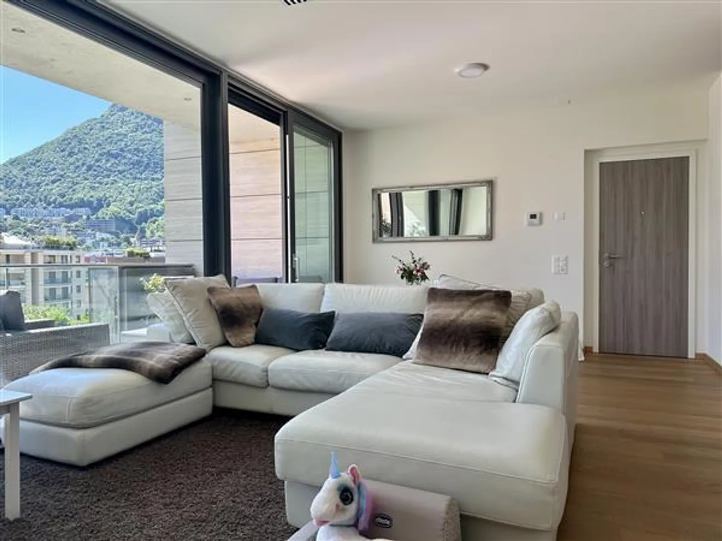 Lugano: 2.5-Room Apartment - Photo 3 of 12