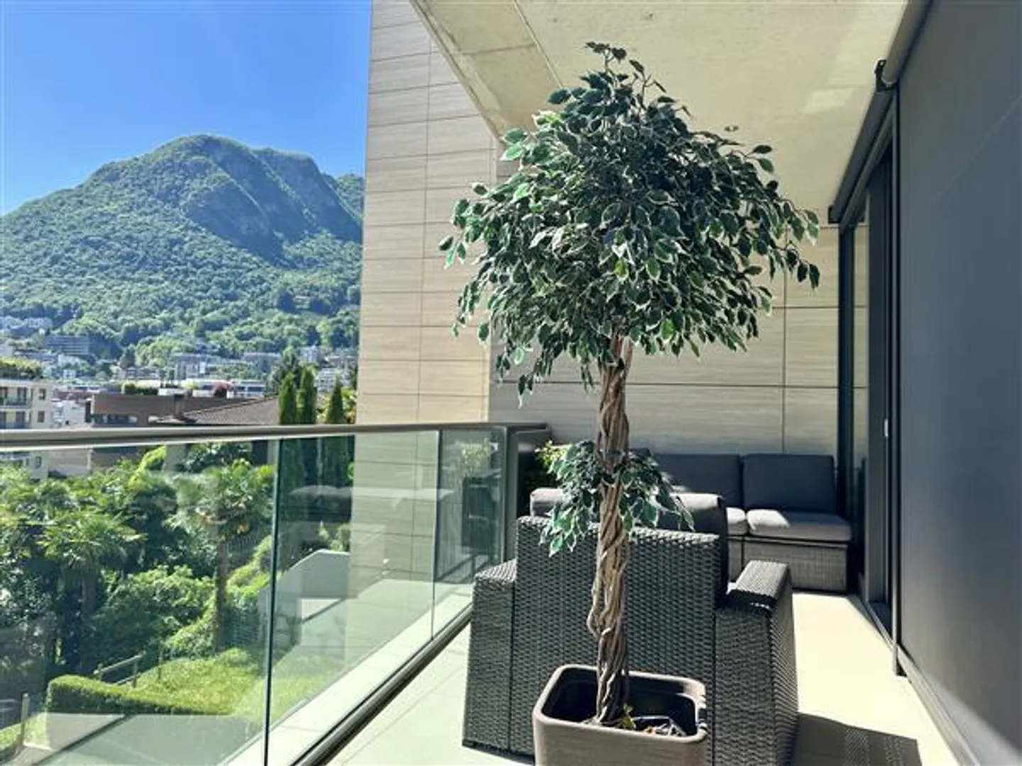 Lugano: 2.5-Room Apartment - Photo 5 of 12