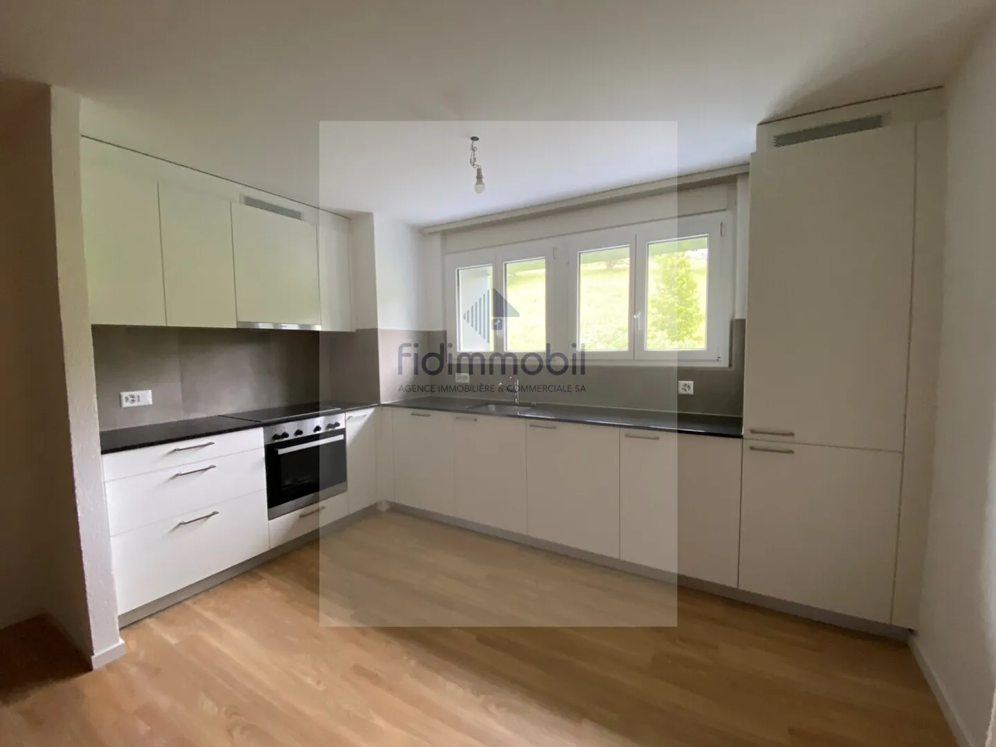 In affitto, 3,5 stanze, Primevères 2, Le Locle Completamente ristrutturato - Foto 1 di 8