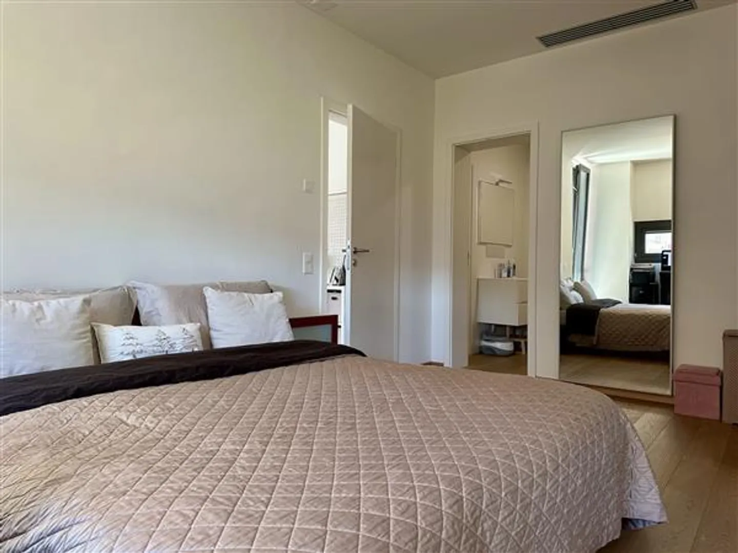 Lugano: 2.5-Room Apartment - Photo 9 of 12