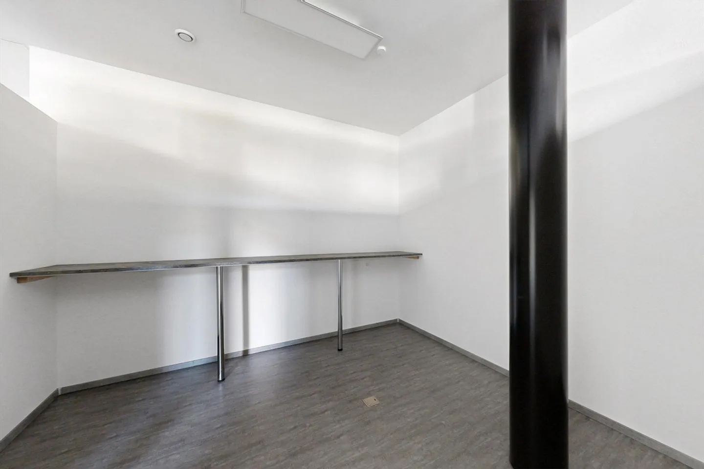 Practice or office space for rent - Photo 4 of 4