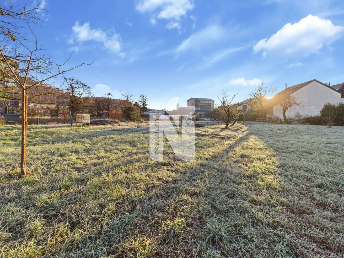 5.5-Room Maisonette in Prime Location with Communal Garden and Terrace - Photo 1 of 13