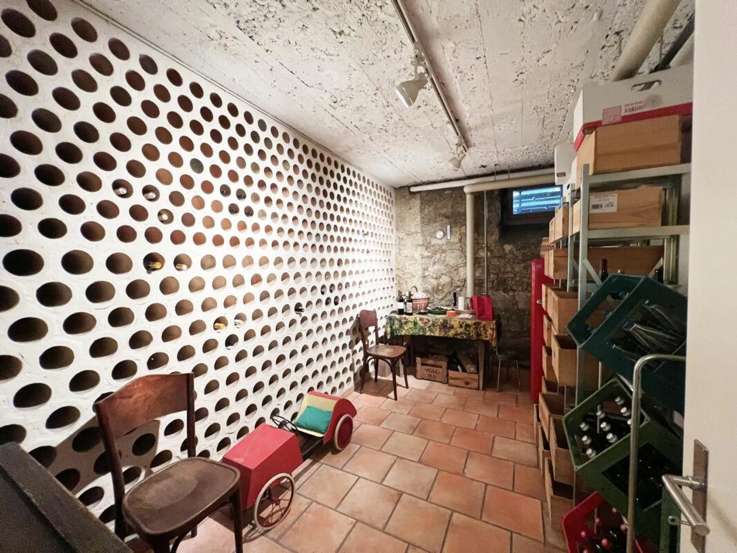 Desirable Townhouse in the Center of Brugg - Photo 10 of 11