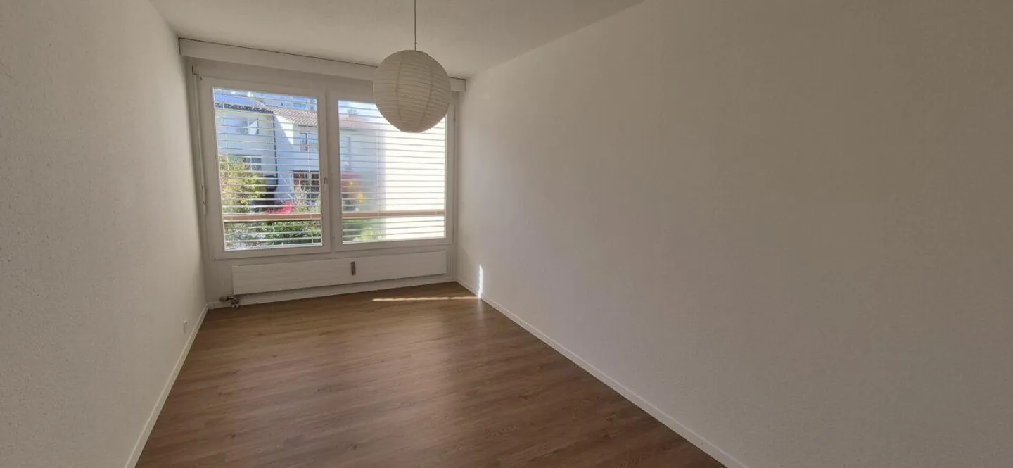 Spacious with Lake View - Photo 6 of 9