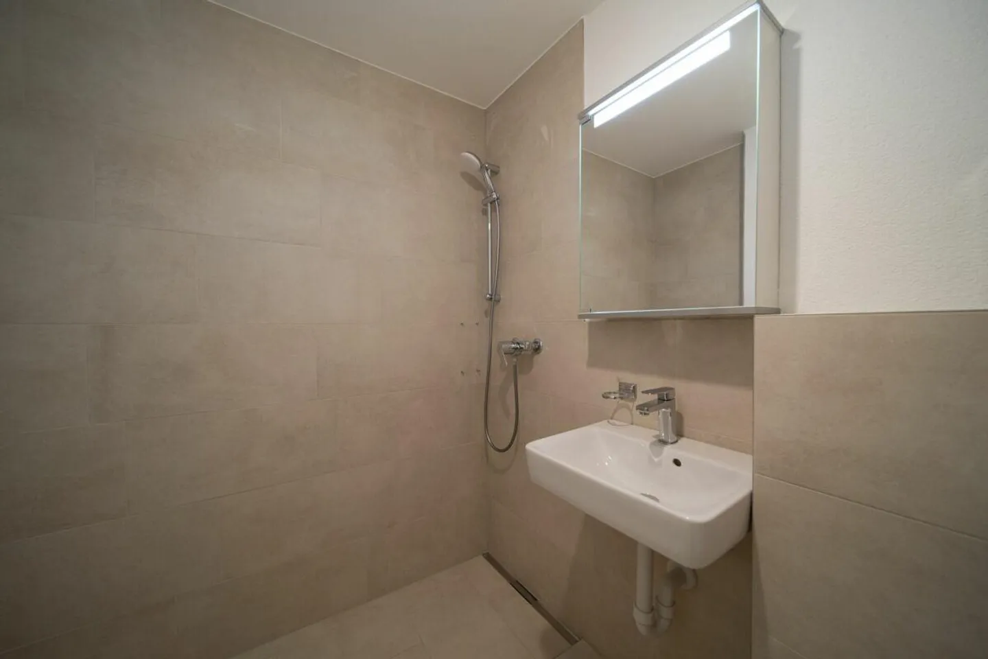 Stilvoller Hausteil an privilegiert ruhiger Adresse - Photo 10 of 25