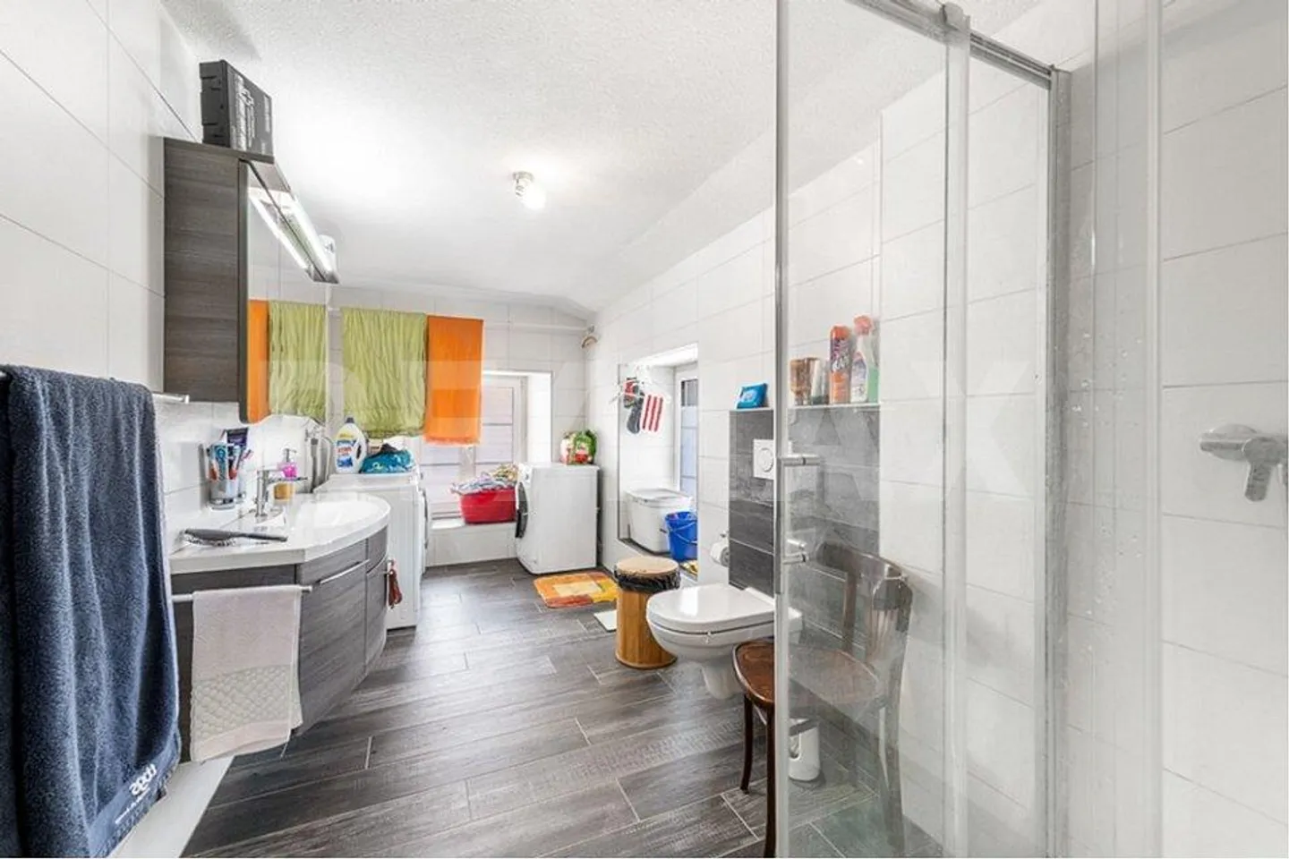 Maison multifamiliale avec trois appartements et réserve foncière - Photo 12 sur 13