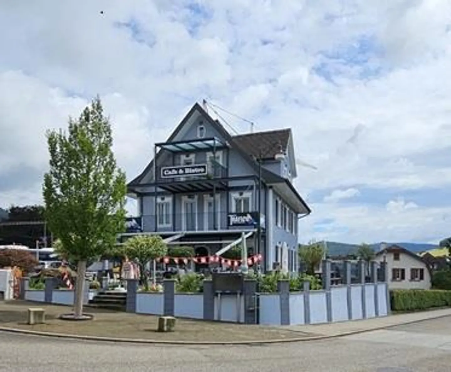 Café Bistro Gelterkinden - Photo 2 of 13
