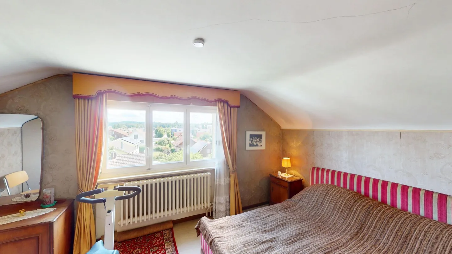 Single-family house with large garden and view of the Alps - Photo 15 of 16