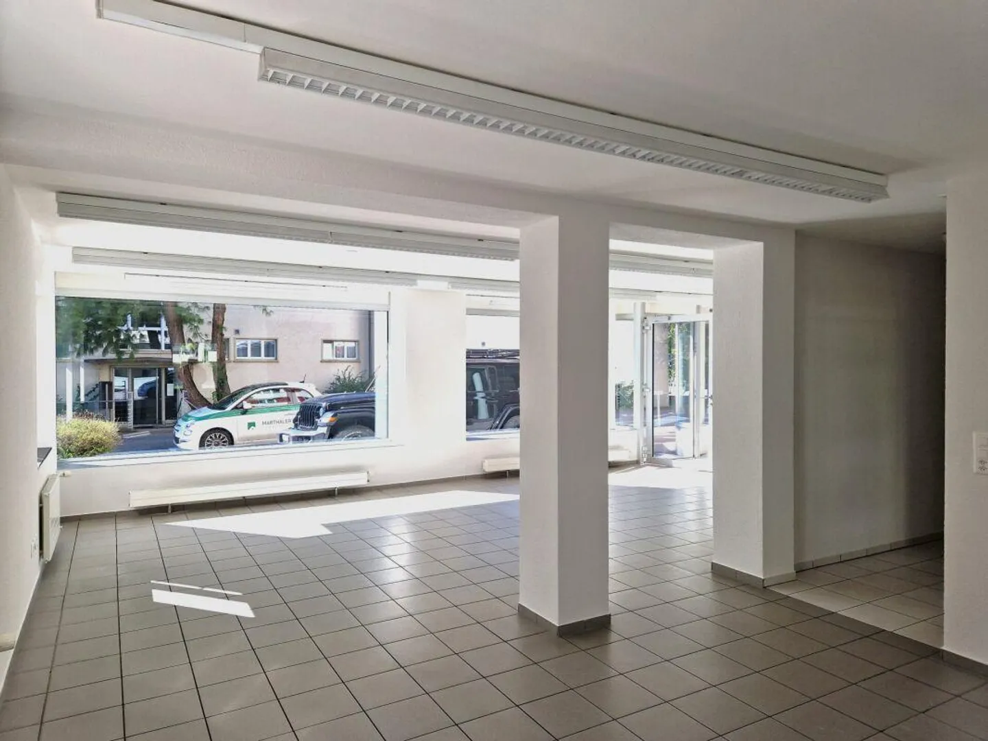 Spazio commerciale in affitto in posizione centrale - Foto 1 di 4