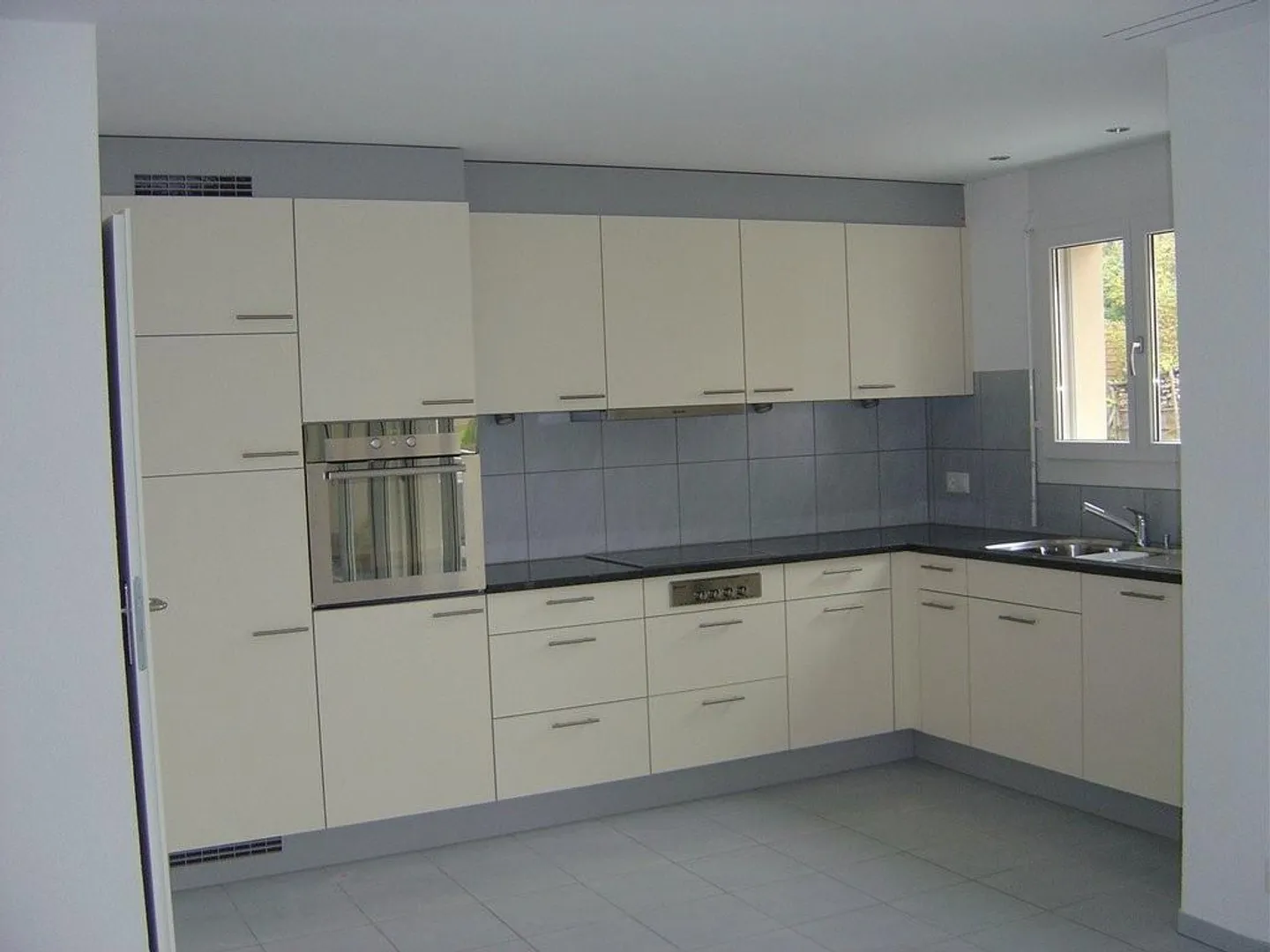 Charmante Wohnung in Frick - Foto 2 von 7