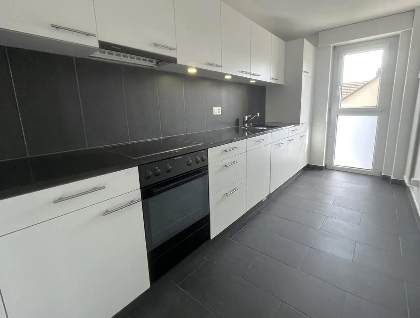 4,5-Zimmer-Wohnung - Foto 2 von 9
