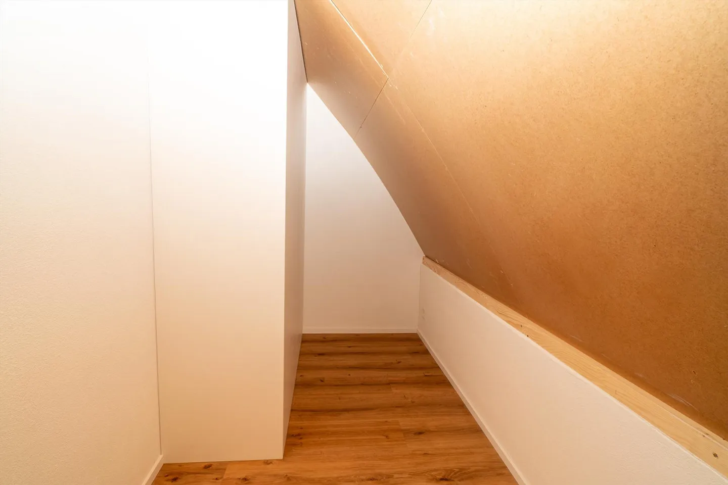 Magnifique appartement en attique de 3,5 pièces dans un nouveau bâtiment - Photo 4 sur 26
