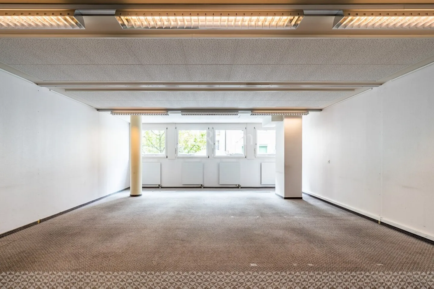 In the heart of the city of Lausanne - Offices 212m2 - Photo 6 of 8