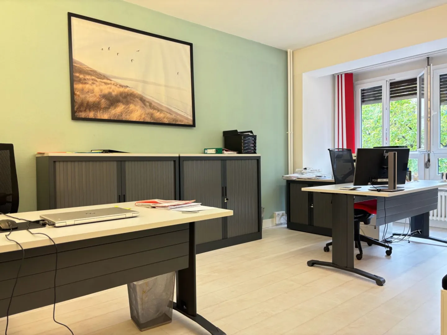 Office space for rent - Photo 2 of 6