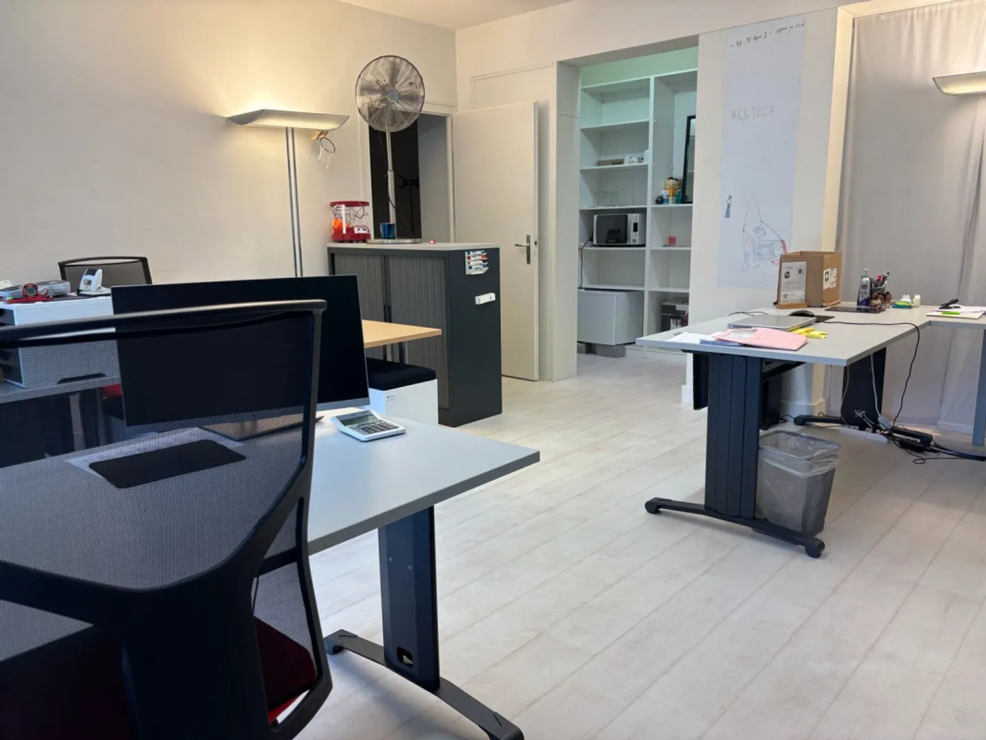Office space for rent - Photo 4 of 6