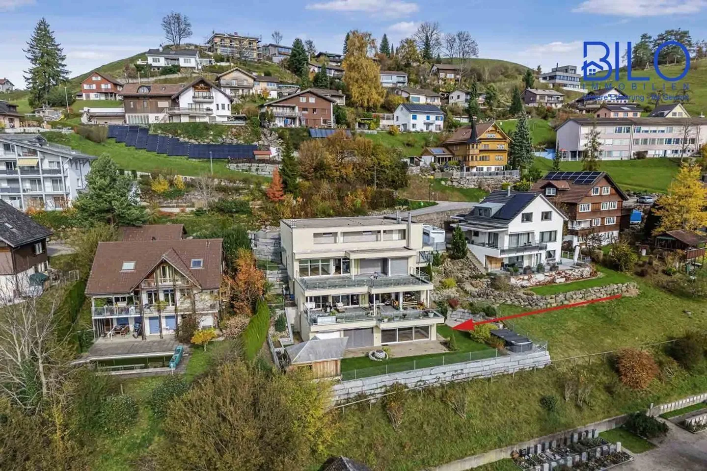 Modernes Terrassenapartment mit Aussicht - Foto 2 von 13