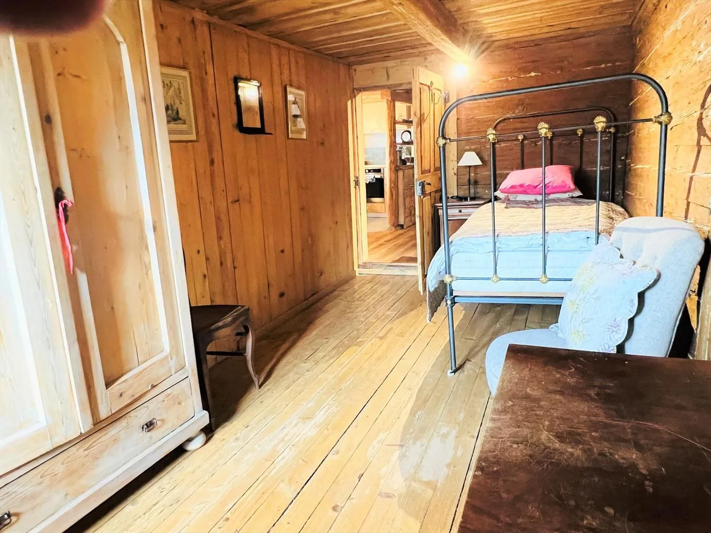 Charming House with 6.5 Rooms Renovated - Spacious and Bright - Quiet Location - Photo 7 of 16