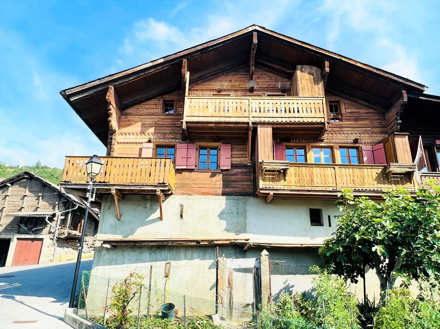 Charming House with 6.5 Rooms Renovated - Spacious and Bright - Quiet Location - Photo 16 of 16