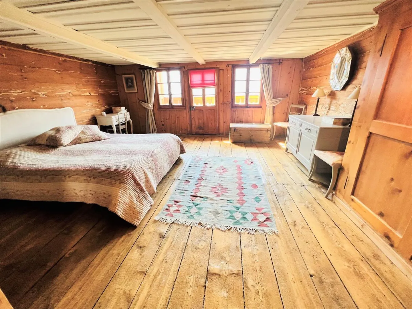 Charming House with 6.5 Rooms Renovated - Spacious and Bright - Quiet Location - Photo 10 of 16