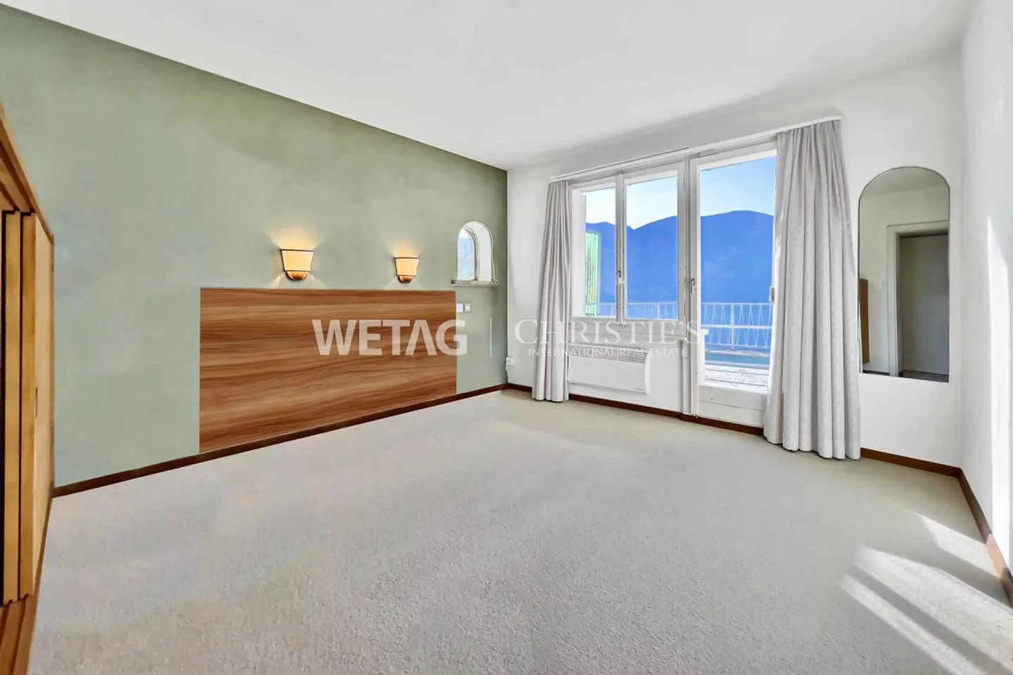 Villa da ristrutturare in una posizione spettacolare con vista panoramica sul lago ad Ascona in vendita - Foto 7 di 13