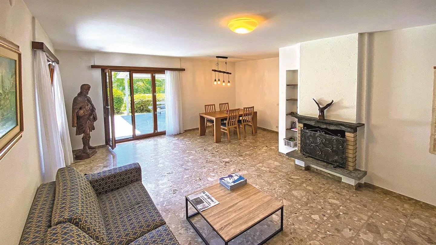 Casa unifamiliare affascinante con vista mozzafiato sulle montagne ad Avegno Gordevio - Foto 10 di 28