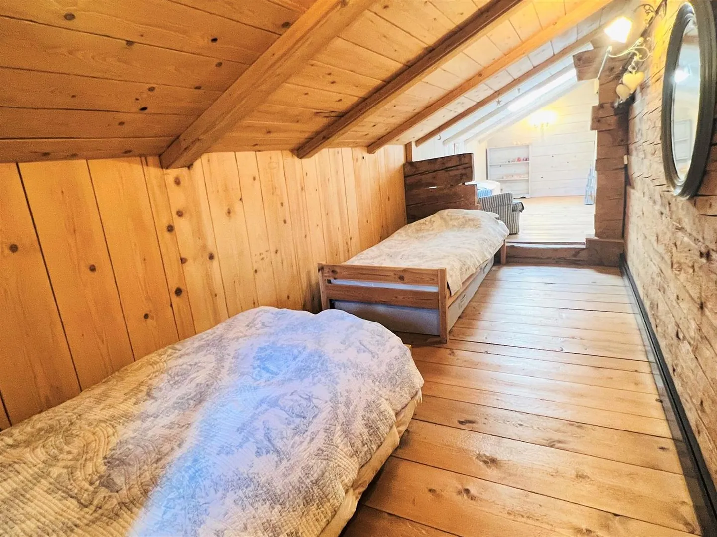 Charming House with 6.5 Rooms Renovated - Spacious and Bright - Quiet Location - Photo 12 of 16