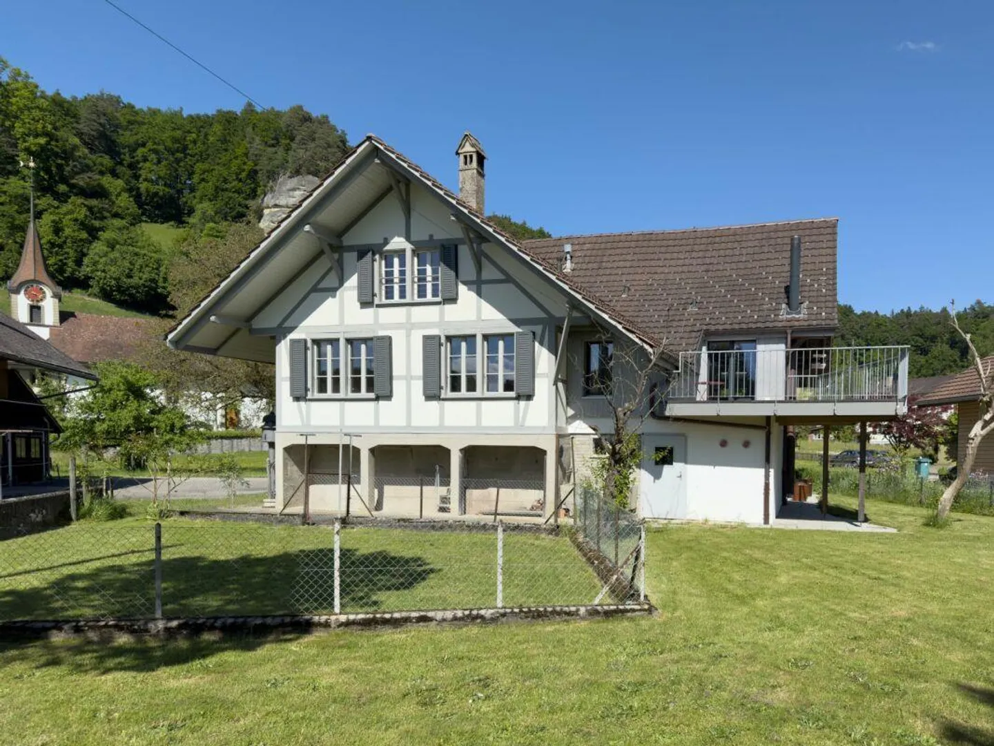 Nur 18 Minuten von Bern entfernt! Sonniges Riegelhaus mit grosser Terrasse und schönem Umschwung - Foto 22 von 30
