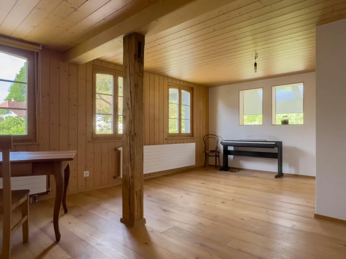 Nur 18 Minuten von Bern entfernt! Sonniges Riegelhaus mit grosser Terrasse und schönem Umschwung - Foto 10 von 30