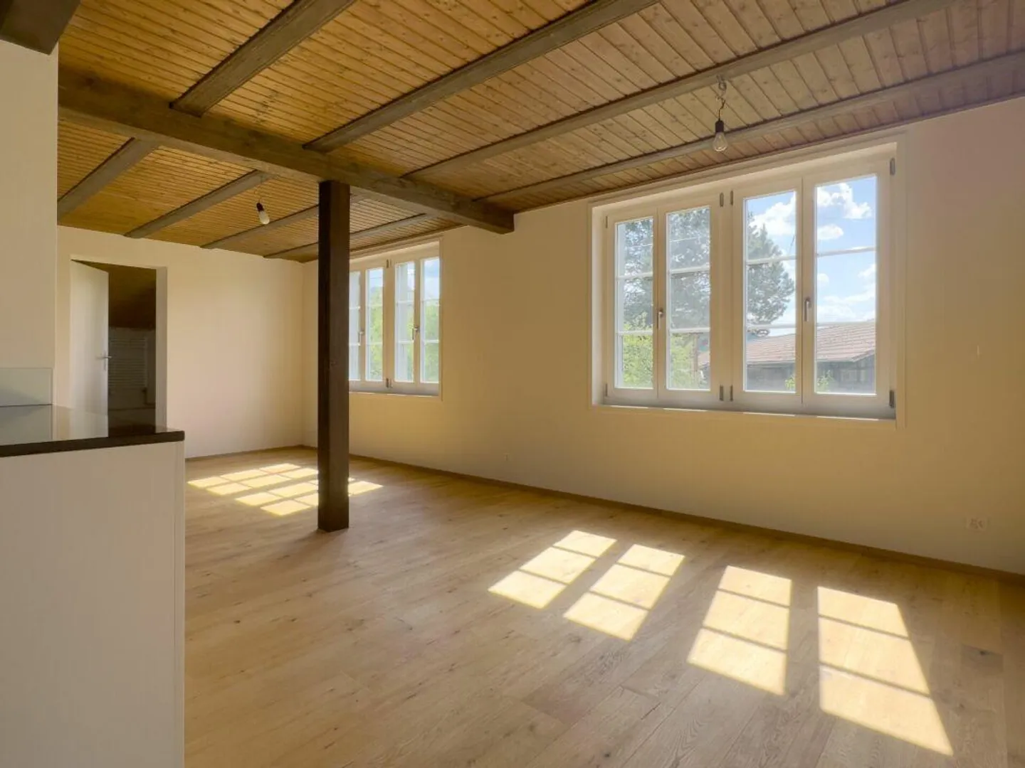 Nur 18 Minuten von Bern entfernt! Sonniges Riegelhaus mit grosser Terrasse und schönem Umschwung - Foto 17 von 30