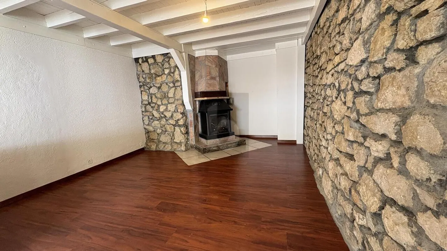 Appartement spacieux à Sonvilier - Photo 5 sur 6