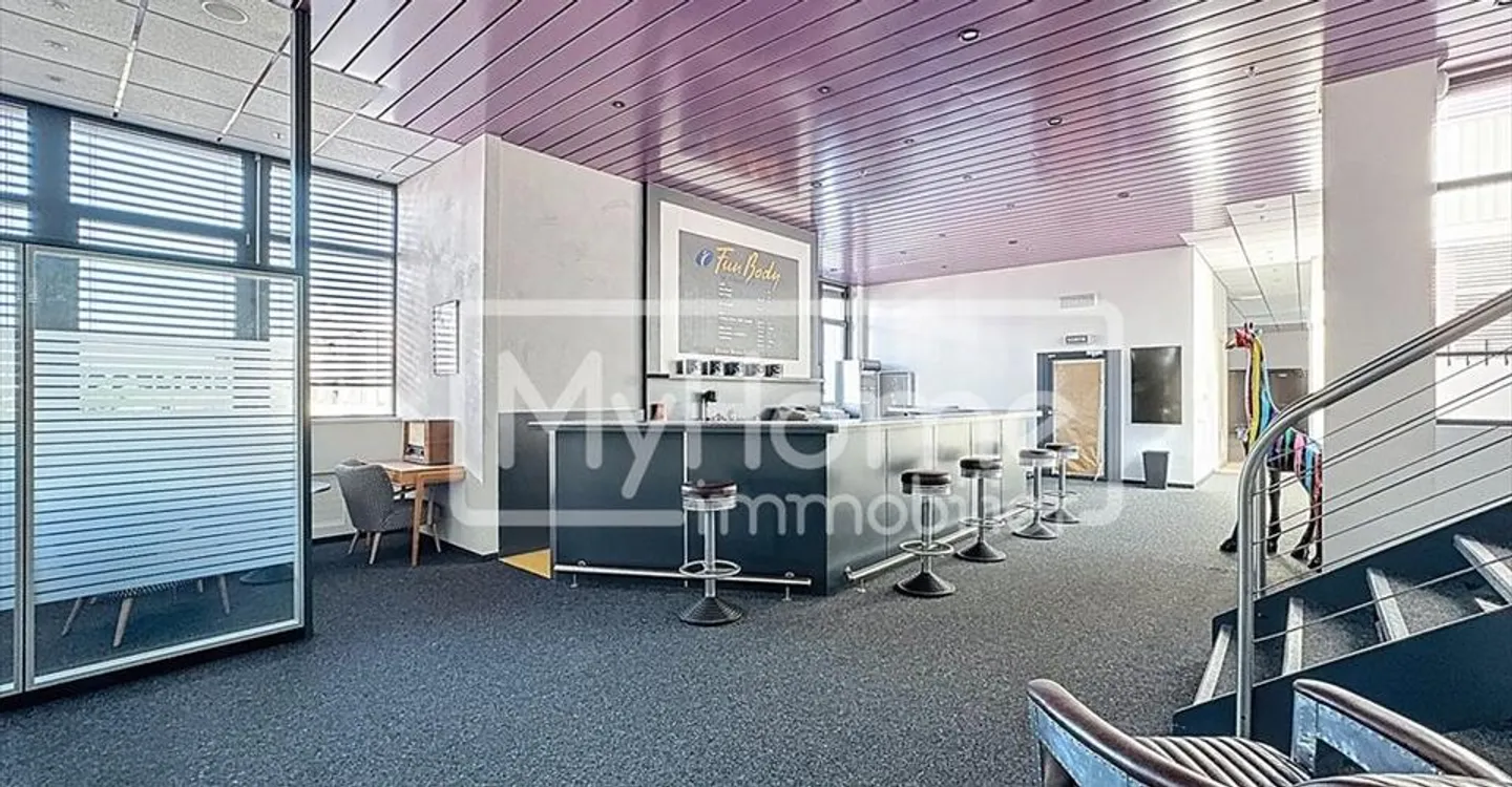 967 m2 Fitnessraum in Lonay voll ausgestattet zu vermieten - Foto 4 von 11