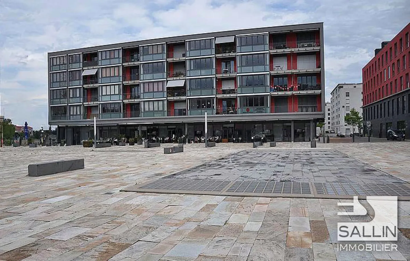 Helles 4½-Zimmer-Wohnung mit Balkon im Cormanon-Viertel - Foto 1 von 12