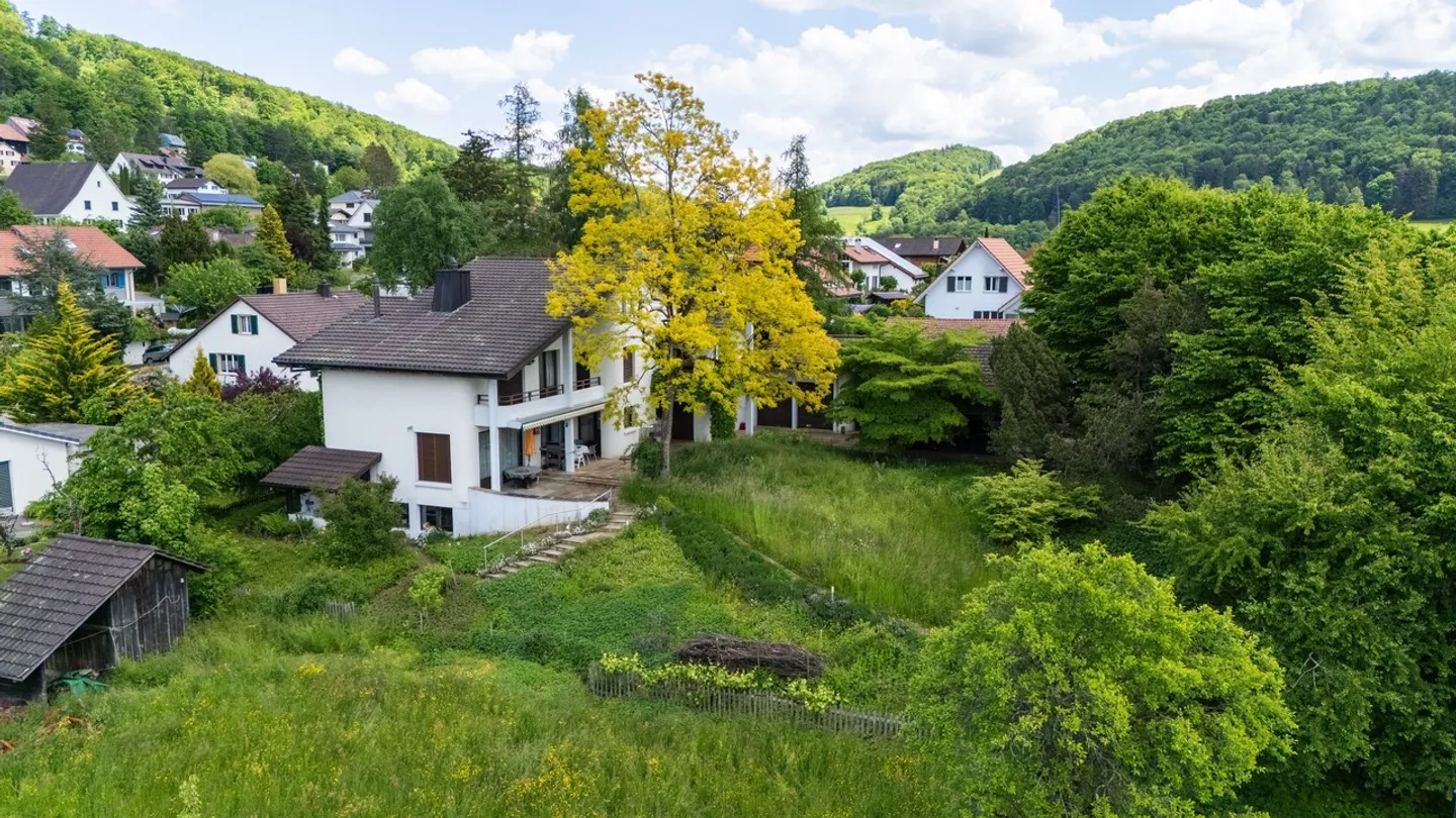 Versatile Country House in the Green for Living and Working - Photo 1 of 8