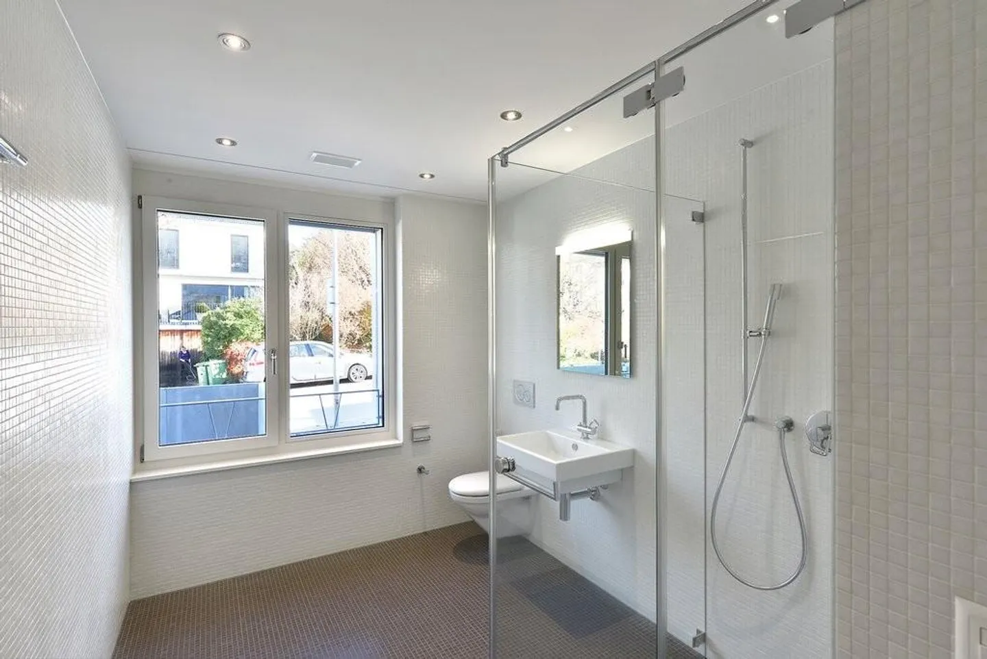 Appartement exclusif de 4.5 pièces dans un emplacement résidentiel de premier choix - Photo 6 sur 6