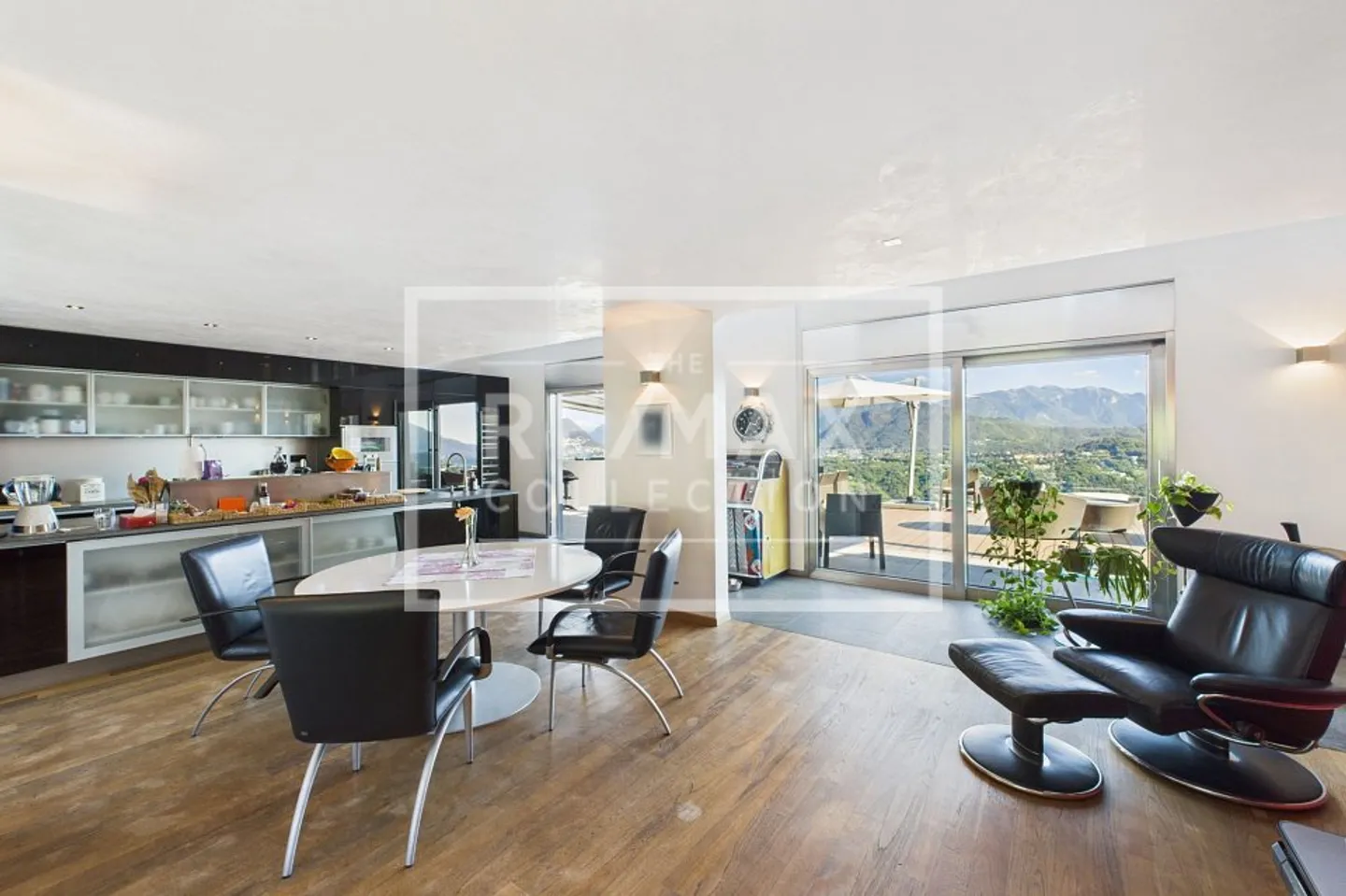 Villa luxueuse entre art, nature et détente - Photo 6 sur 13