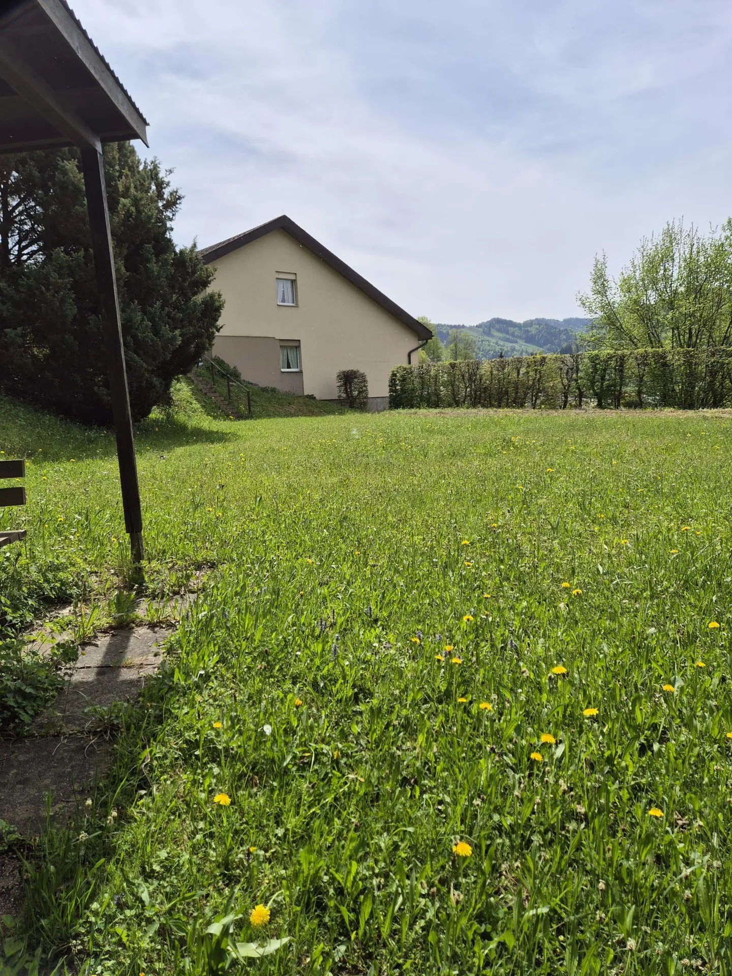 Charmante Maison Familiale avec Jardin - Photo 3 sur 17