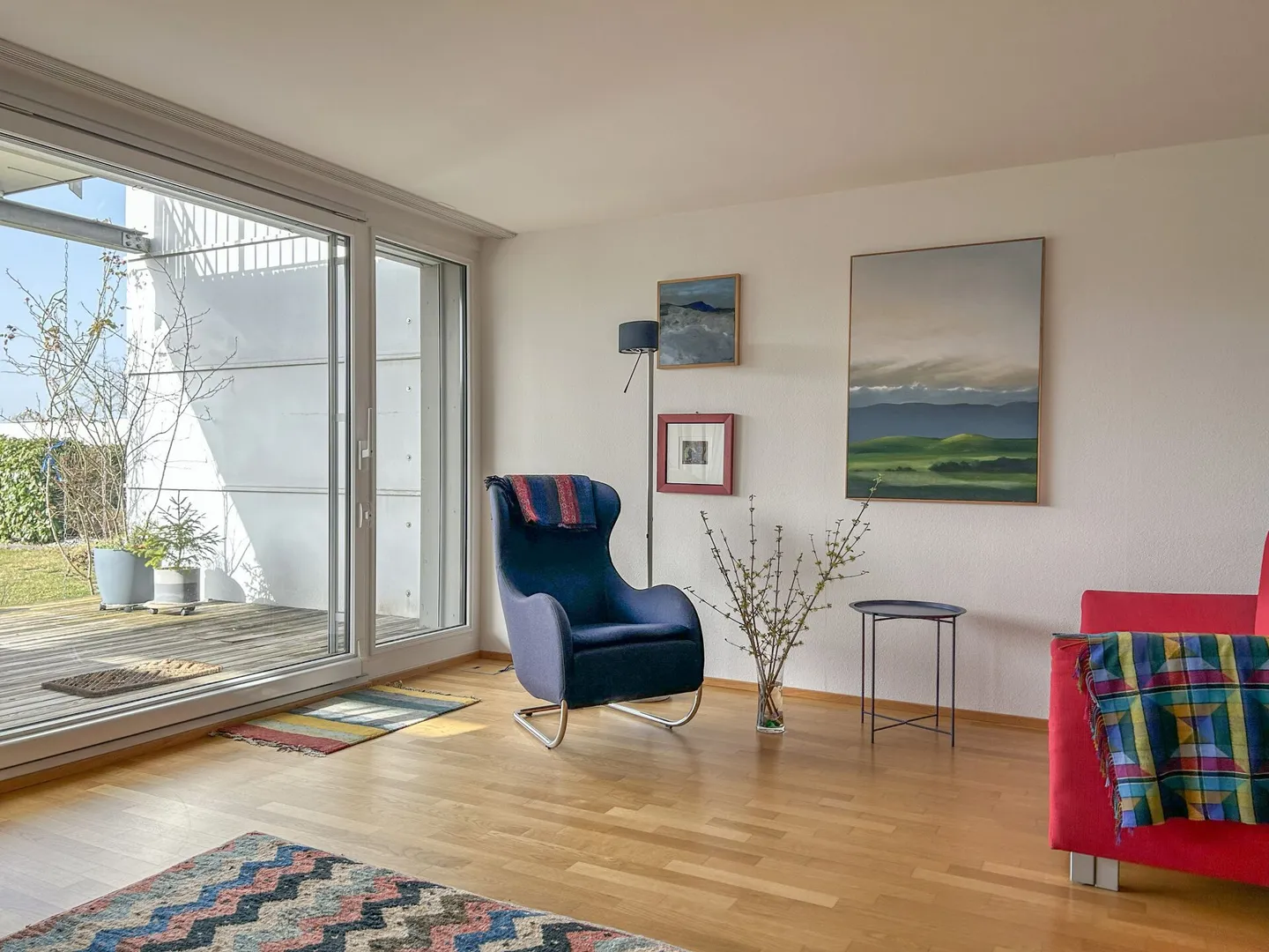 Spacious single-family home with a wide view - Photo 4 of 15