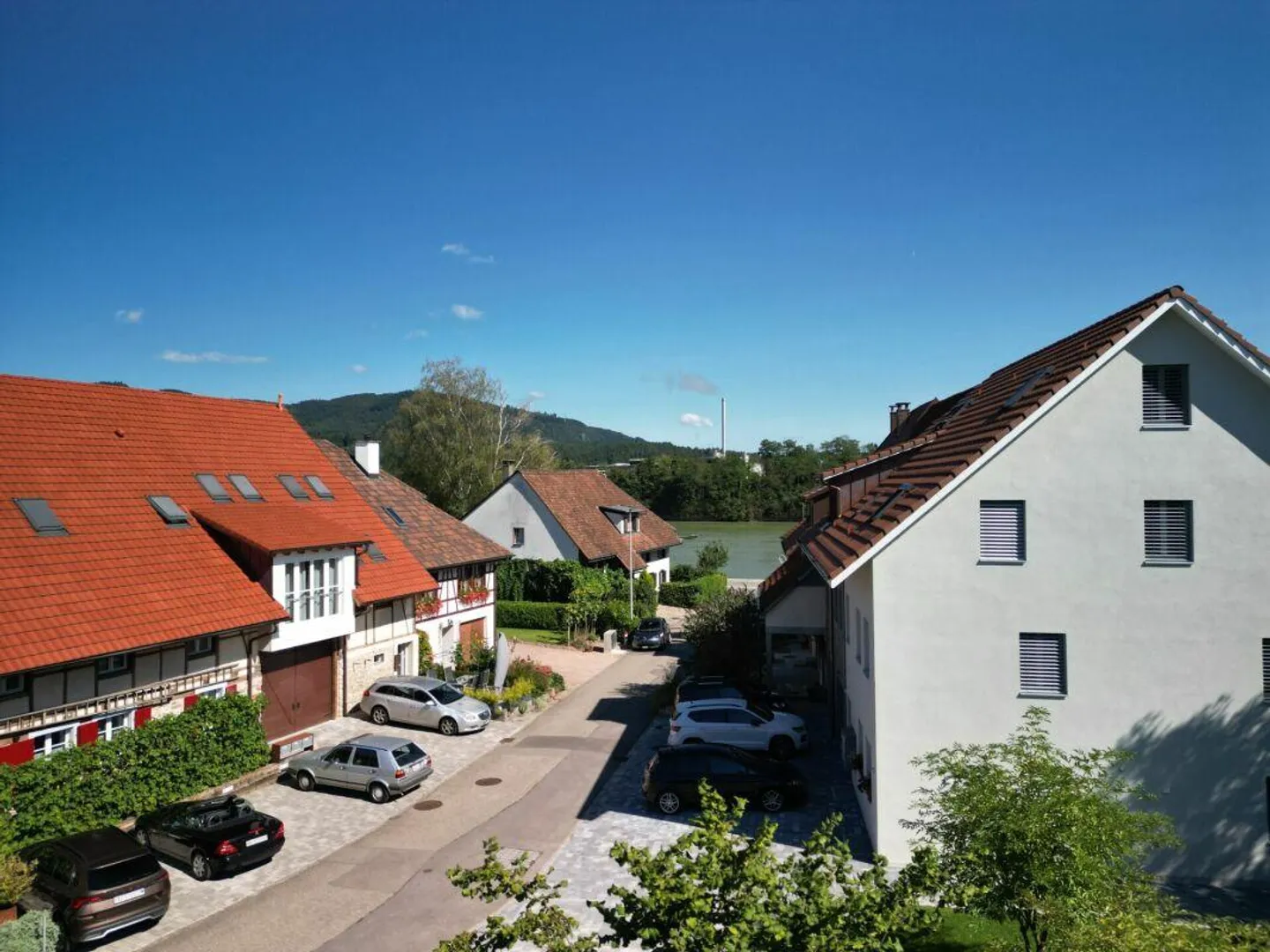 Living with Rhine view - central and quiet - Photo 3 of 7