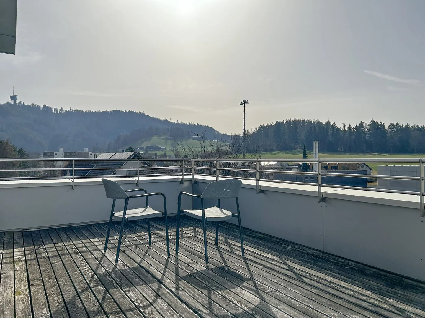 Spacious single-family home with a wide view - Photo 11 of 15