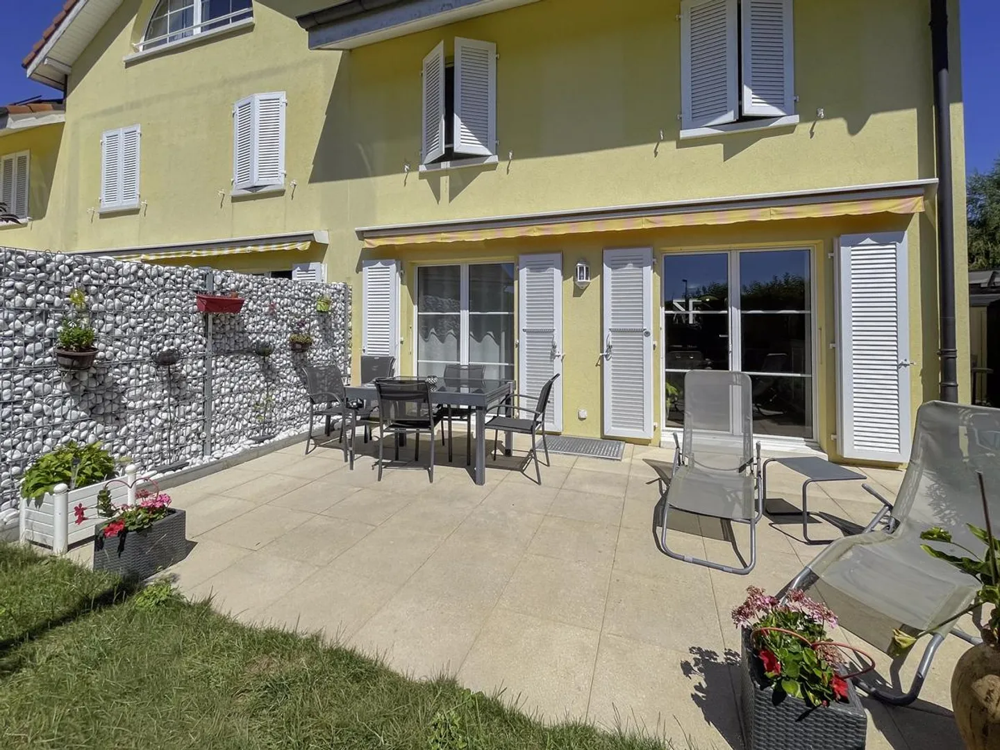 Casa a gradini in affitto - Foto 1 di 13