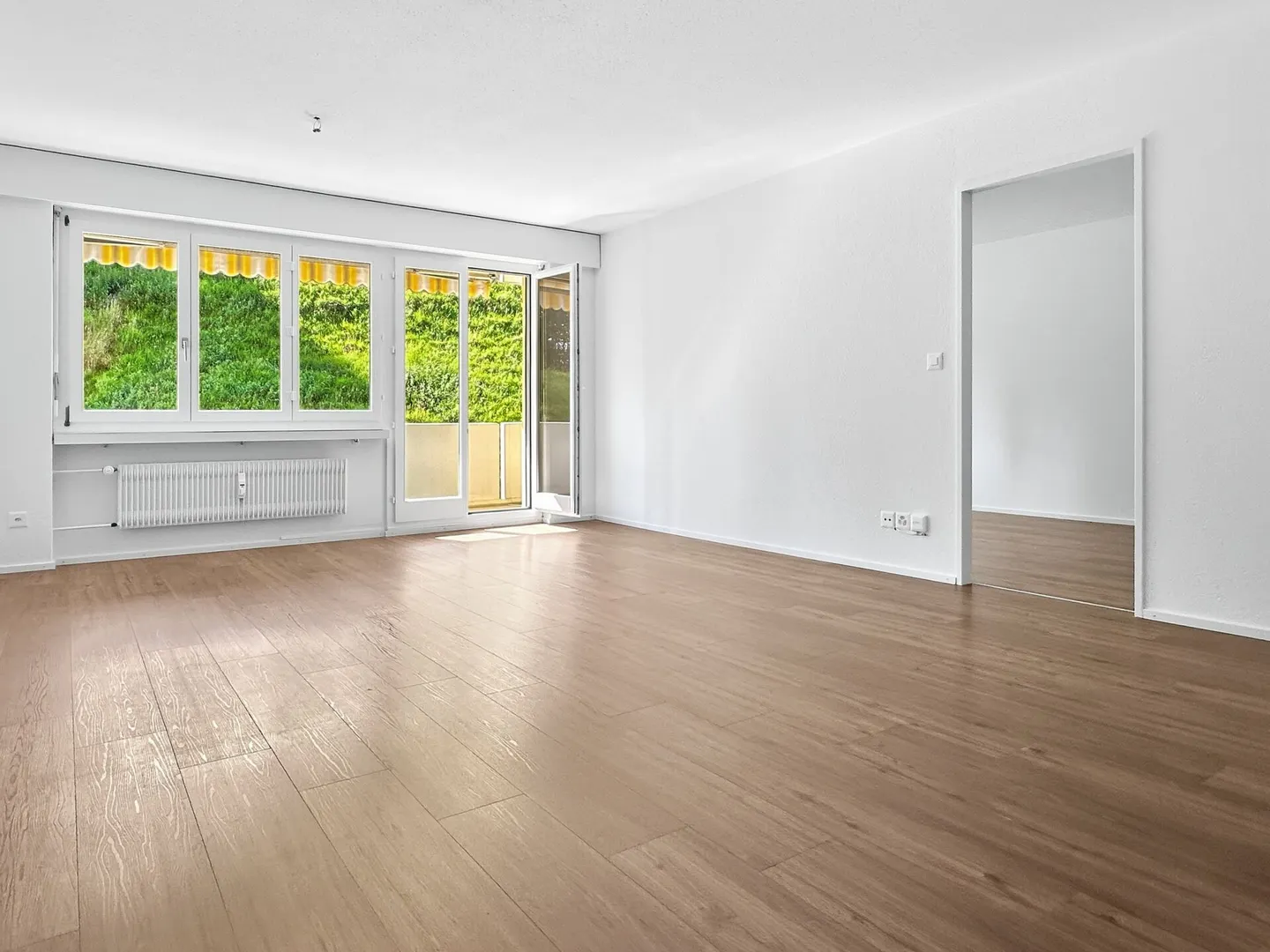 Appartement lumineux de 2½ pièces avec balcon à Flawil - Photo 4 sur 9