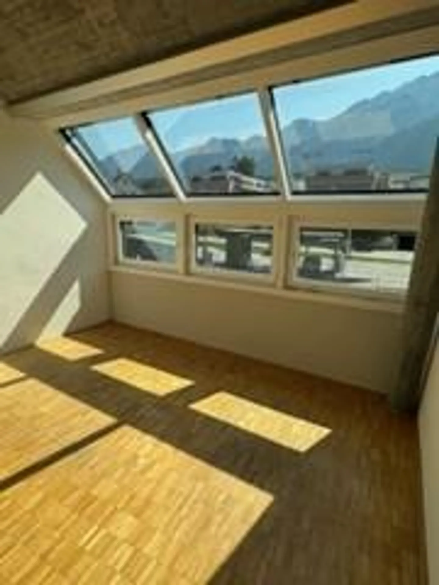 Spazi per uffici attraenti - Foto 8 di 23