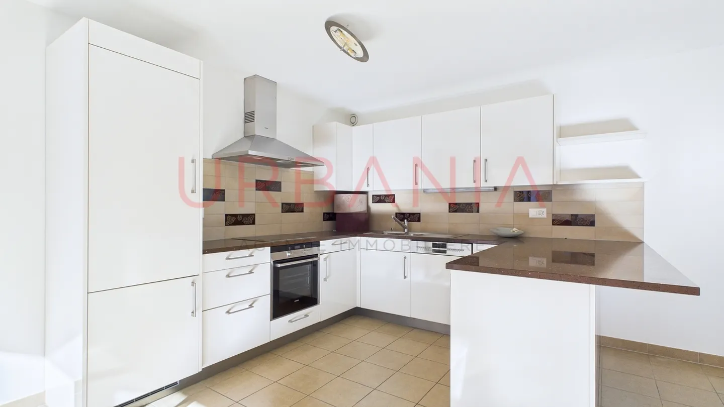 Wunderschöne 4-Zimmer-Wohnung im Herzen von Plainpalais - Foto 3 von 11