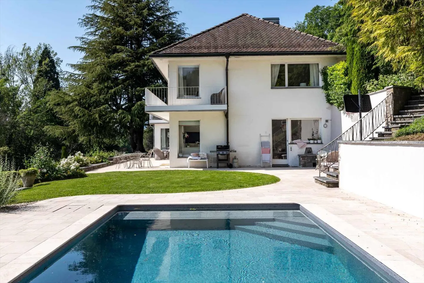 Villa di charme con piscina e vista panoramica - Foto 3 di 7